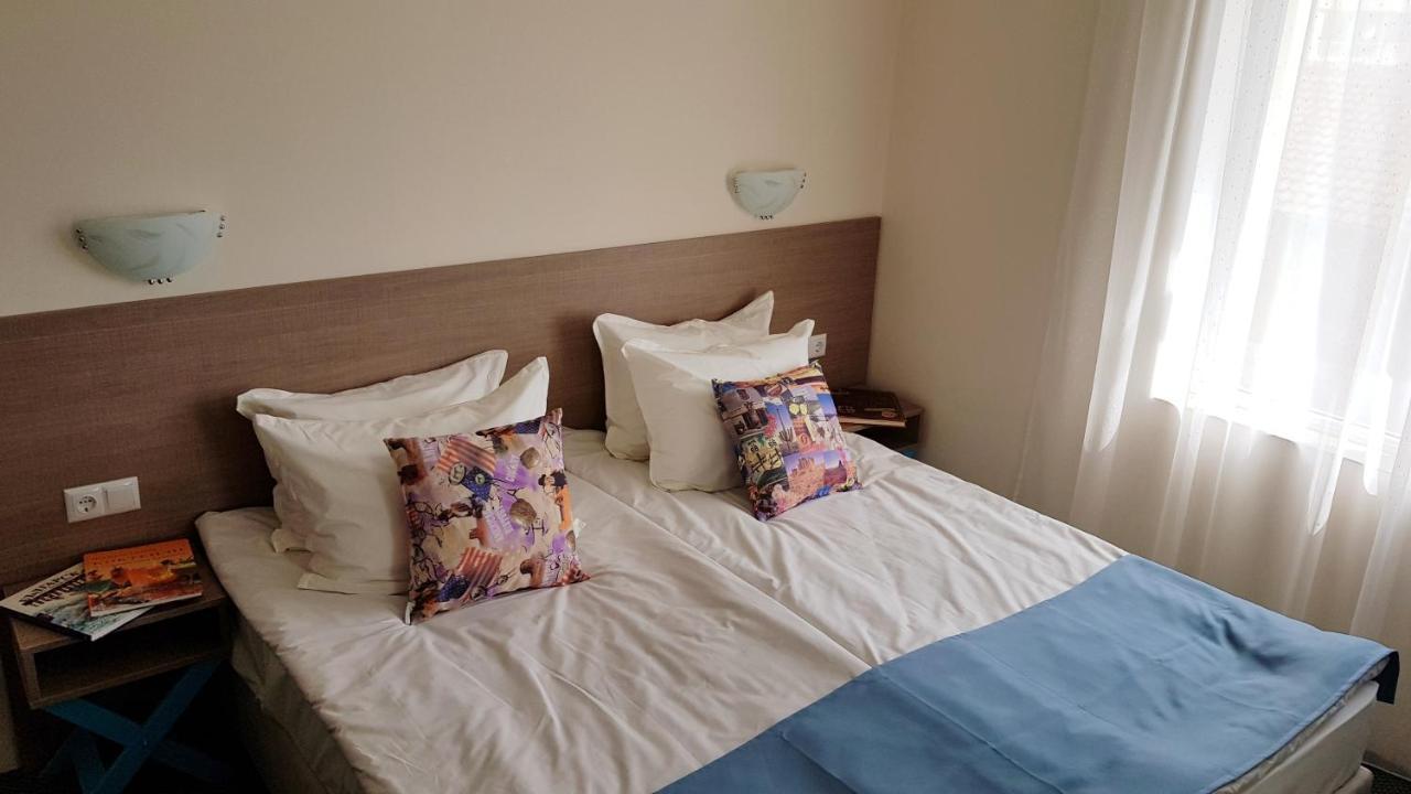 Амида Hotel Варвара Екстериор снимка