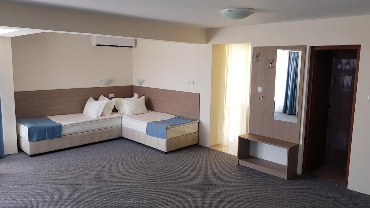 Амида Hotel Варвара Екстериор снимка
